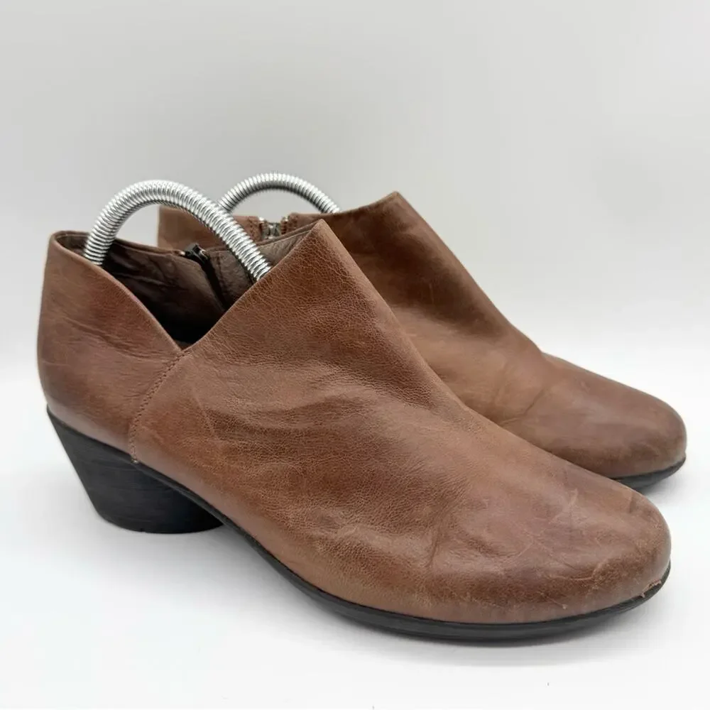 Dansko Raina Leather Low Heel Dip Side Comfort Bootie Brown Sz 40 Office Minimal - Picture 2 of 15